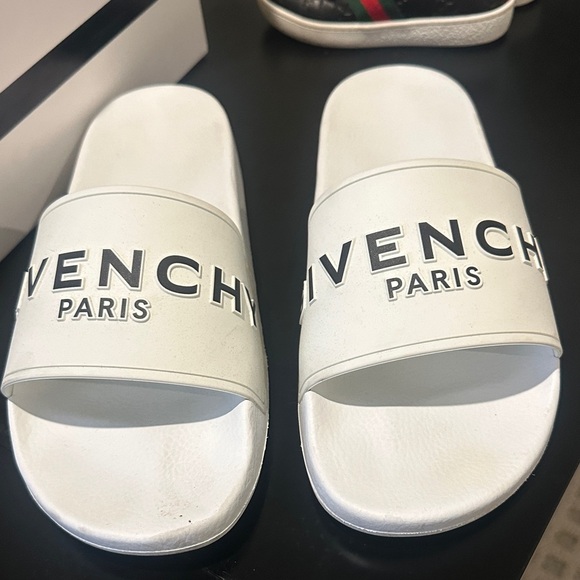 Givenchy White Logo Slide Sandals - Picture 2 of 7